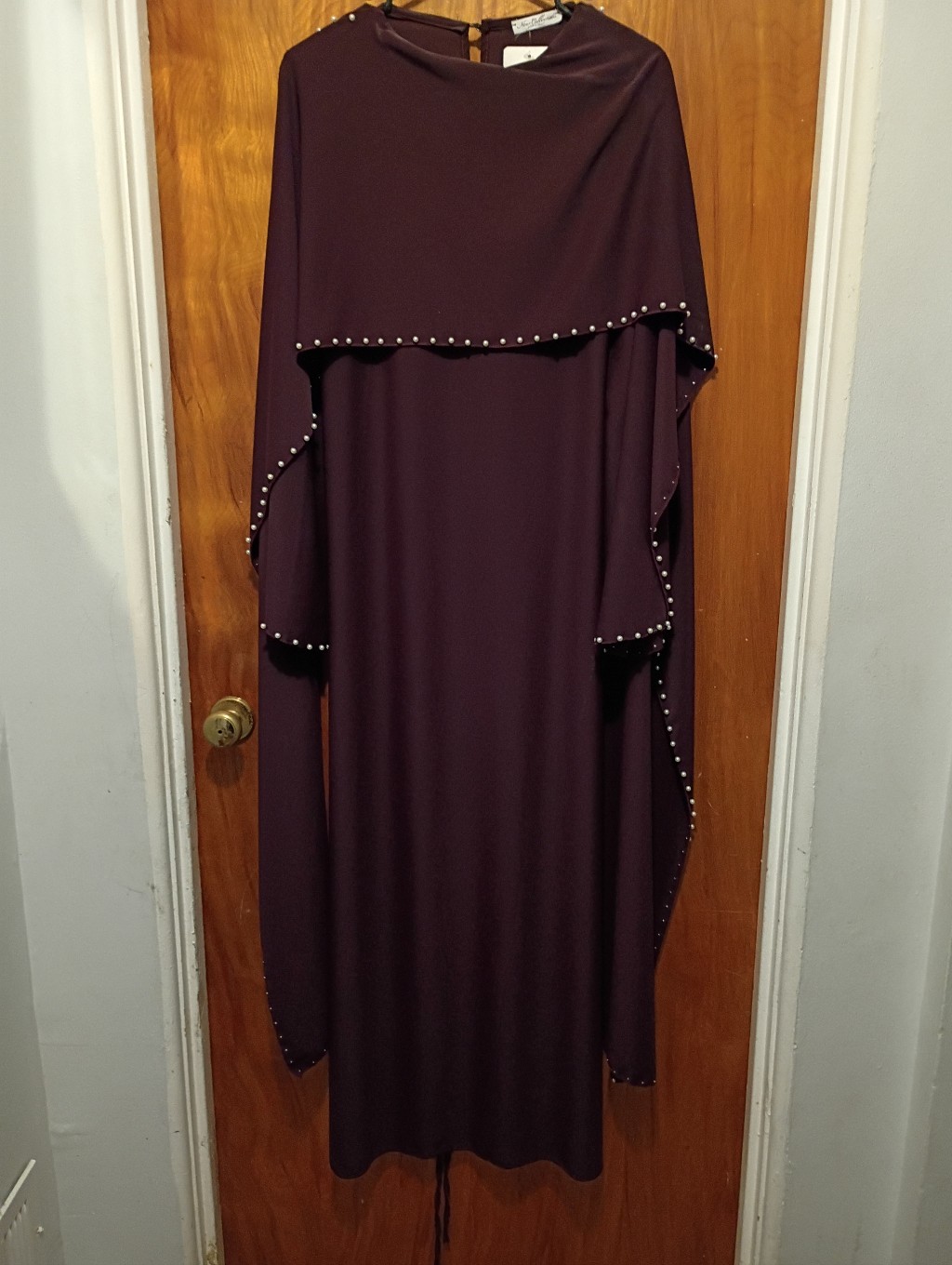 New Collection Elegant Burgandy Pearl-Trim Maxi Dress
